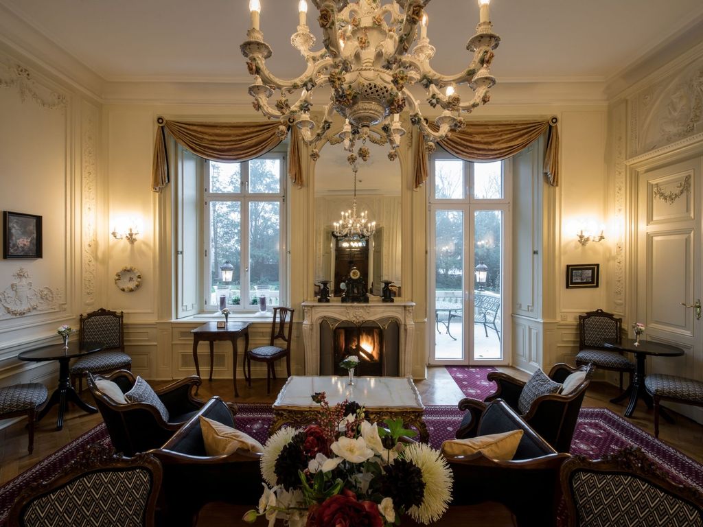 Hotel Belle Epoque