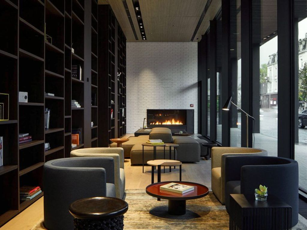 Lobby / Library