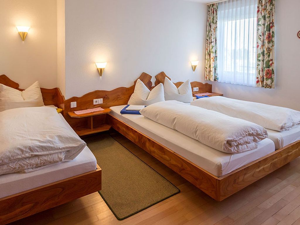 Dreibettzimmer