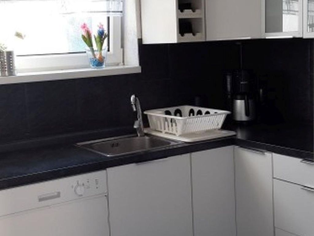 KITCHEN, INSIDE