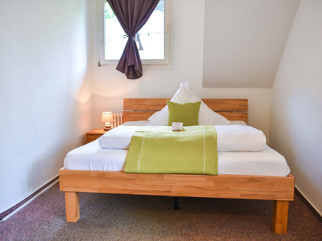 Doppelzimmer mit eigener Dusche und Gemeinschafts WC