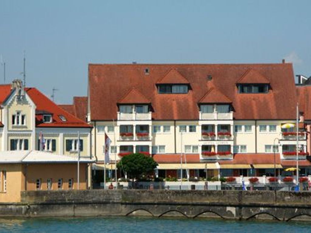 01_hafennansicht