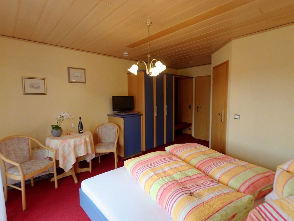Doppelzimmer mit Balkon