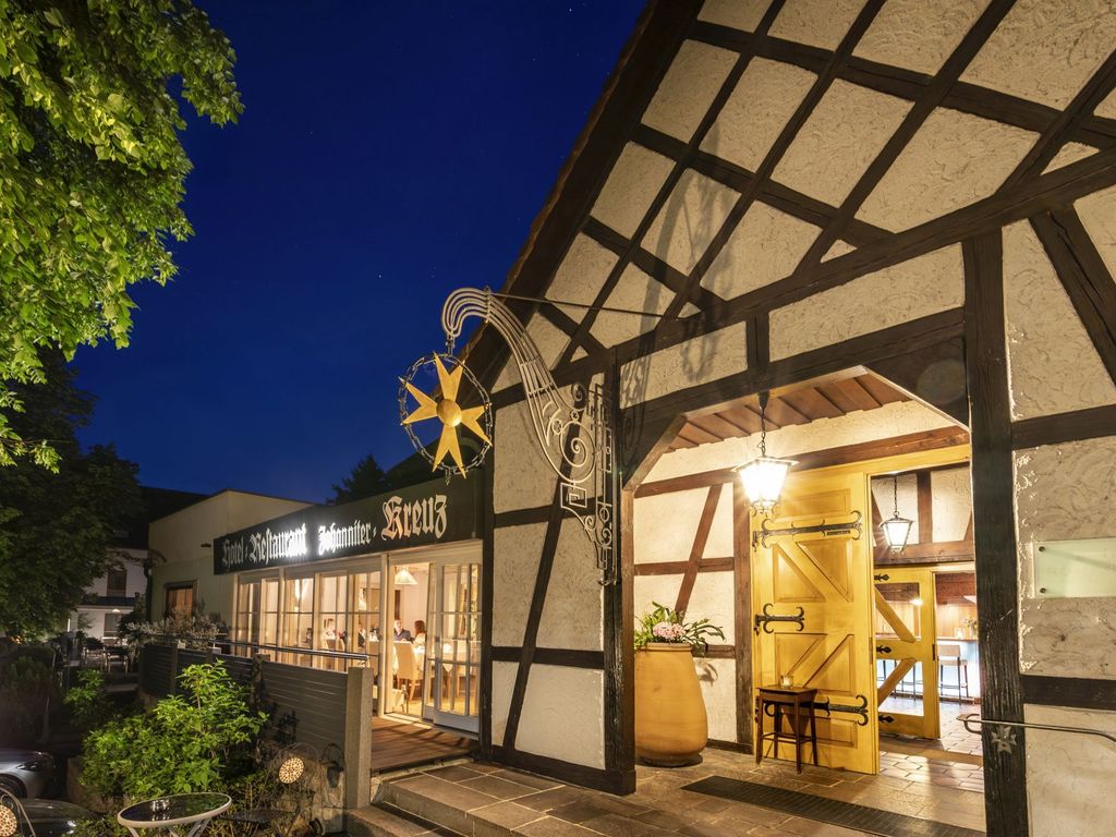 Restaurant Eingang am Abend