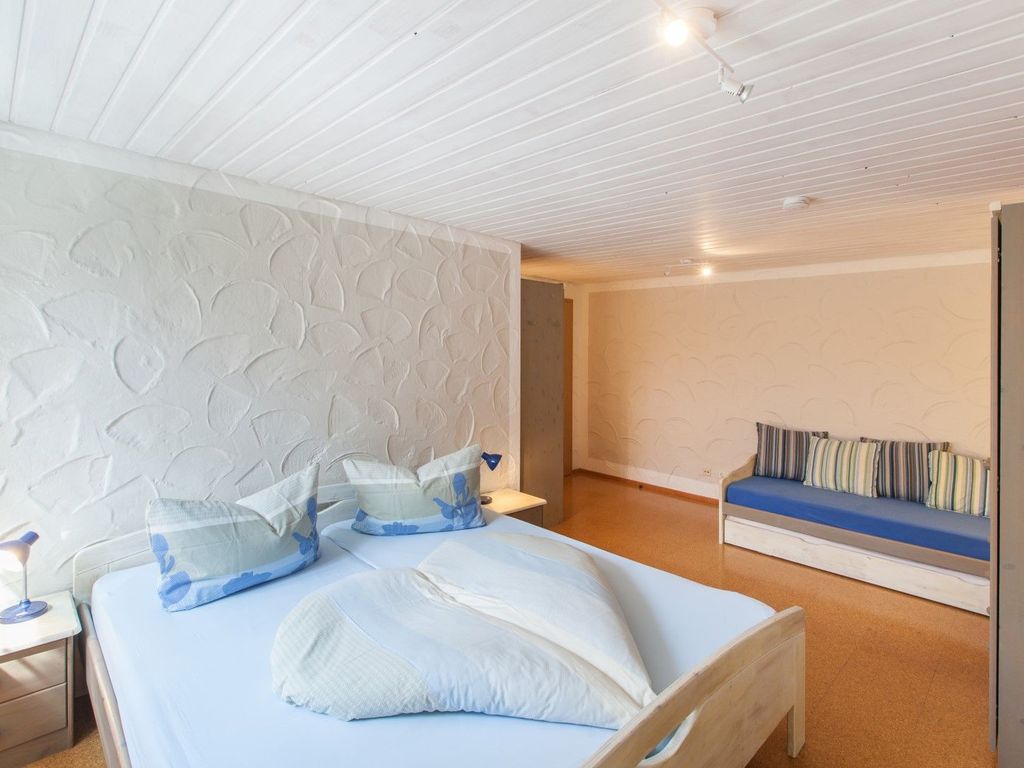 Zweites Schlafzimmer der Wohnung Blau