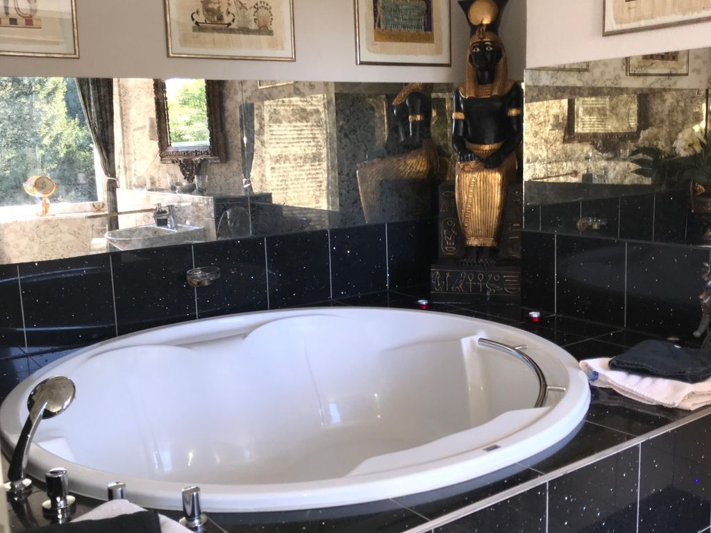 Ägyptenzimmer Badezimmer