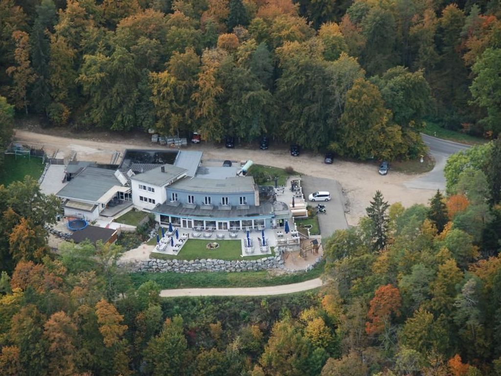 Vogelperspektive - gesamtes Haus (ohne Neubau)