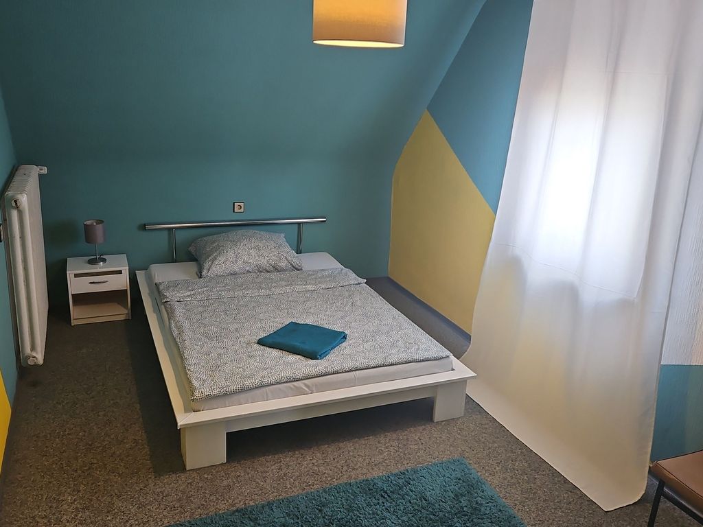 Einzelzimmer 13 qm mit Etagendusche
