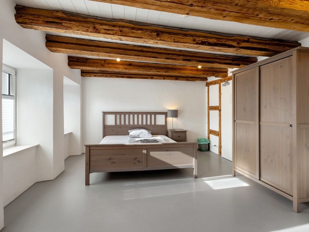 BEDROOM, INSIDE