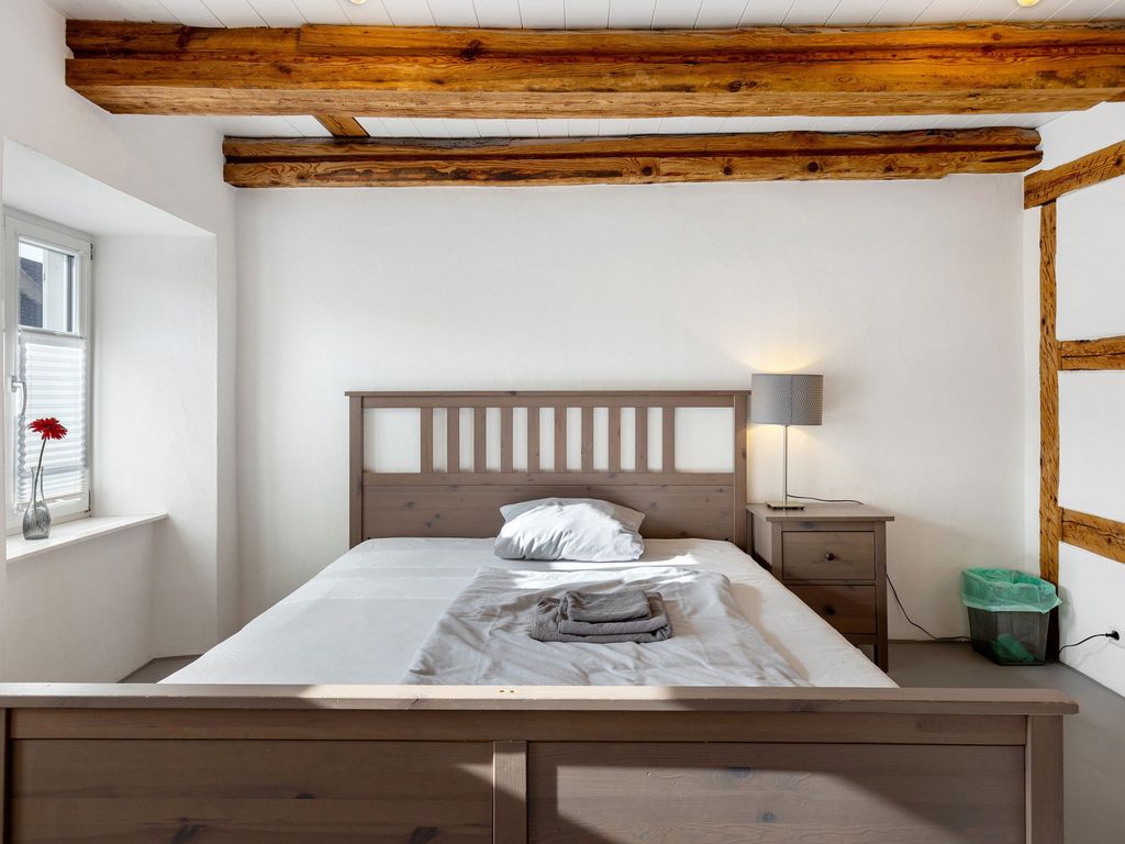 BEDROOM, INSIDE