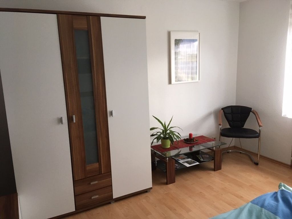 Photo, INSIDE, OUTSIDE