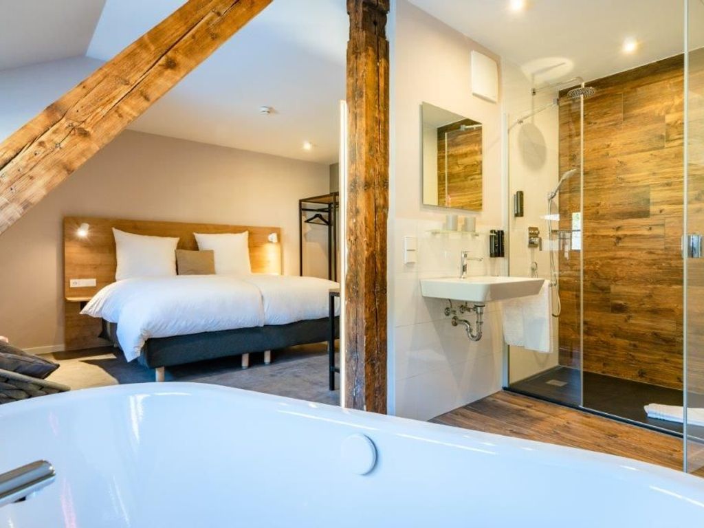 coucou Hotel