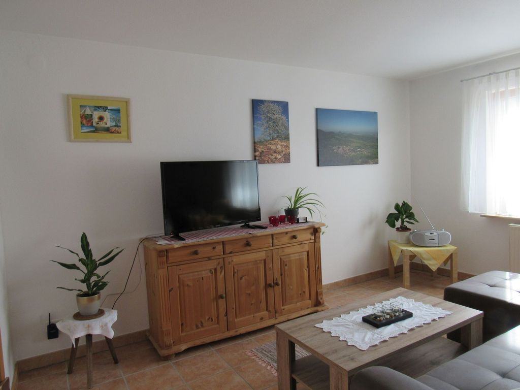 Photo, INSIDE, OUTSIDE