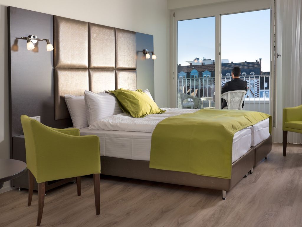 Doppelzimmer Superior mit Dusche und WC (Beispielfoto)