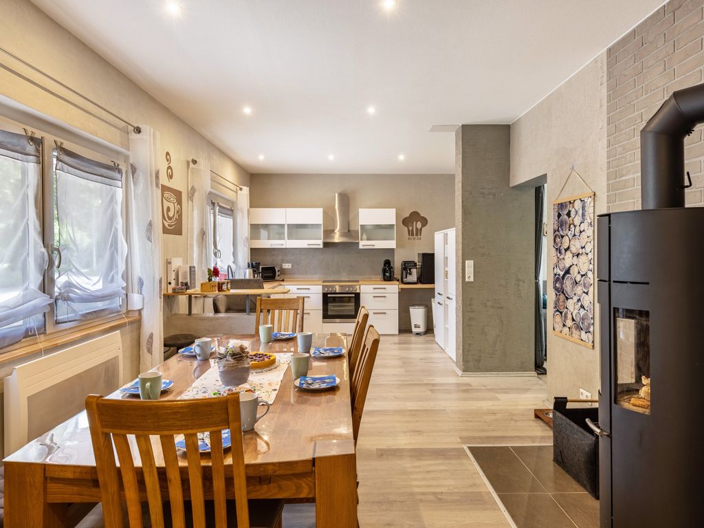 KITCHEN, INSIDE, OUTSIDE
