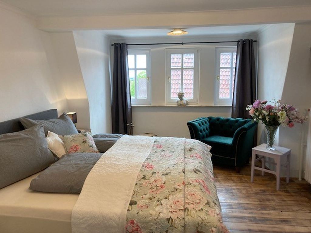 BEDROOM, INSIDE, OUTSIDE