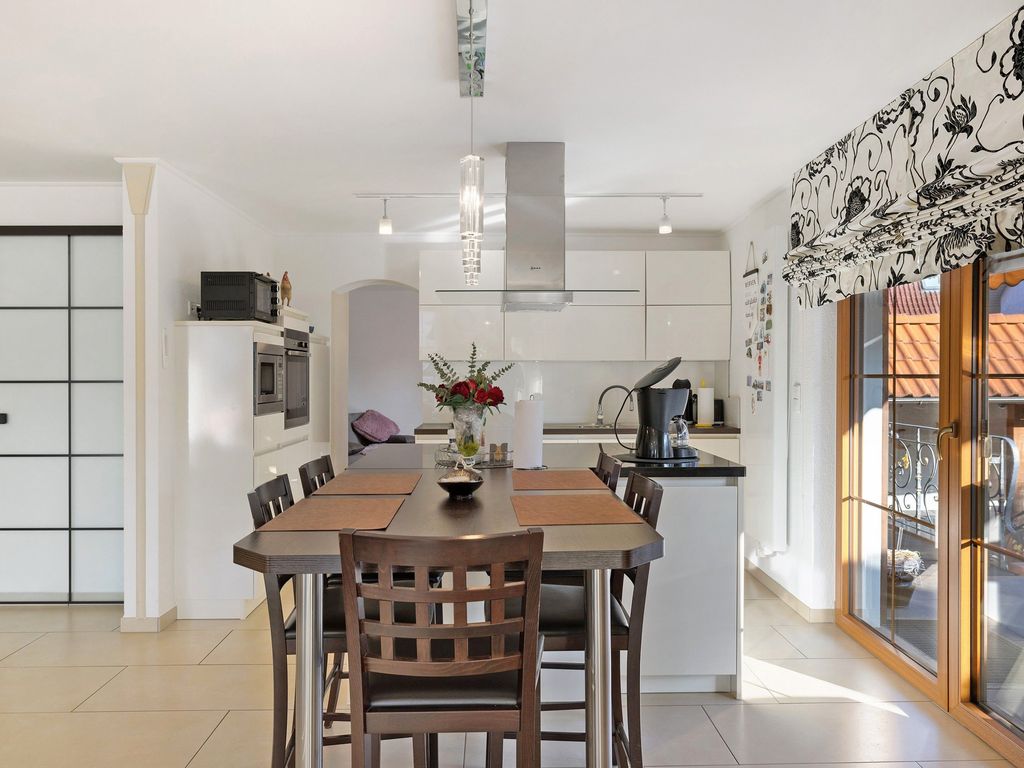 KITCHEN, INSIDE, OUTSIDE
