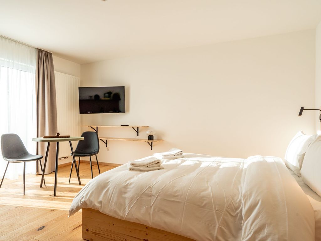 stuub Apartments