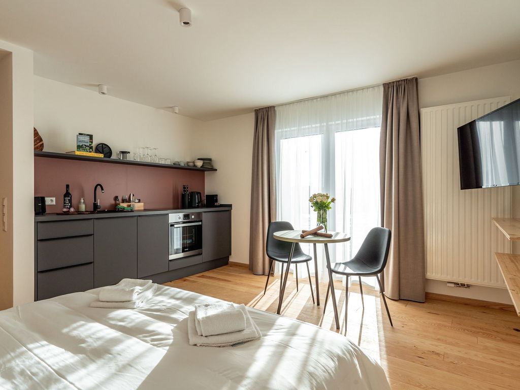 stuub Apartments