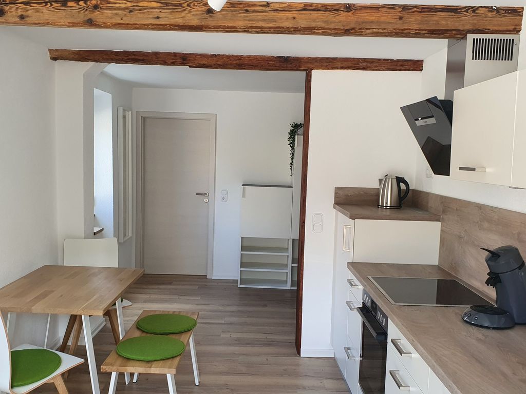 KITCHEN, INSIDE