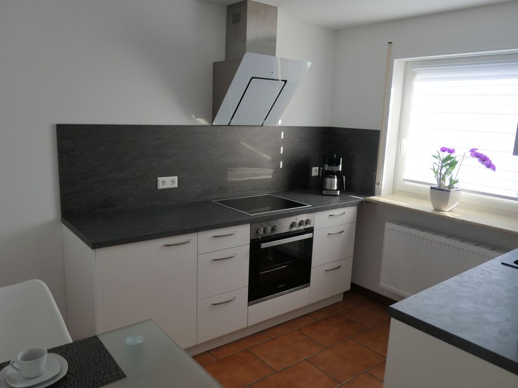 KITCHEN, INSIDE