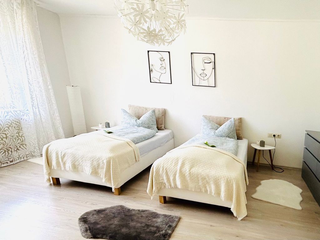 BEDROOM, INSIDE