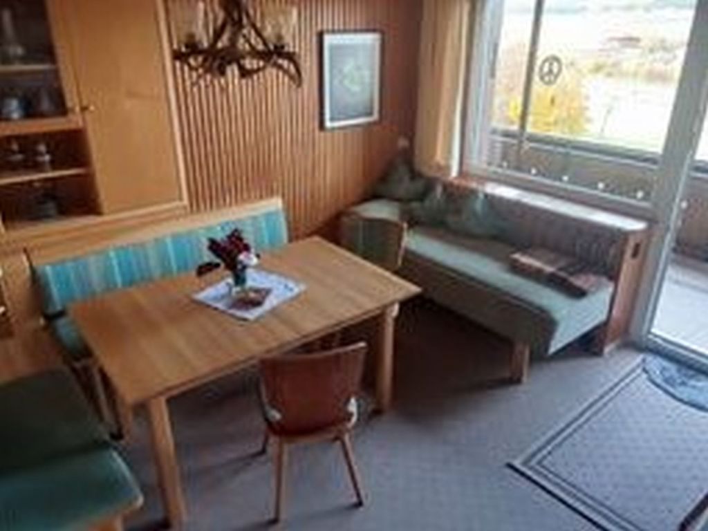 Photo, INSIDE, OUTSIDE