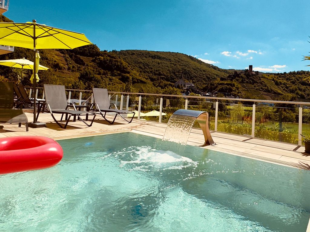Ausblick vom Pool