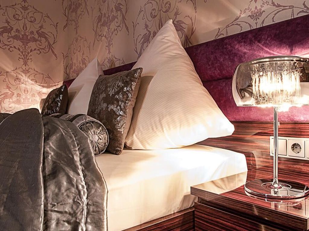 Doppelzimmer Deluxe mit Dusche
