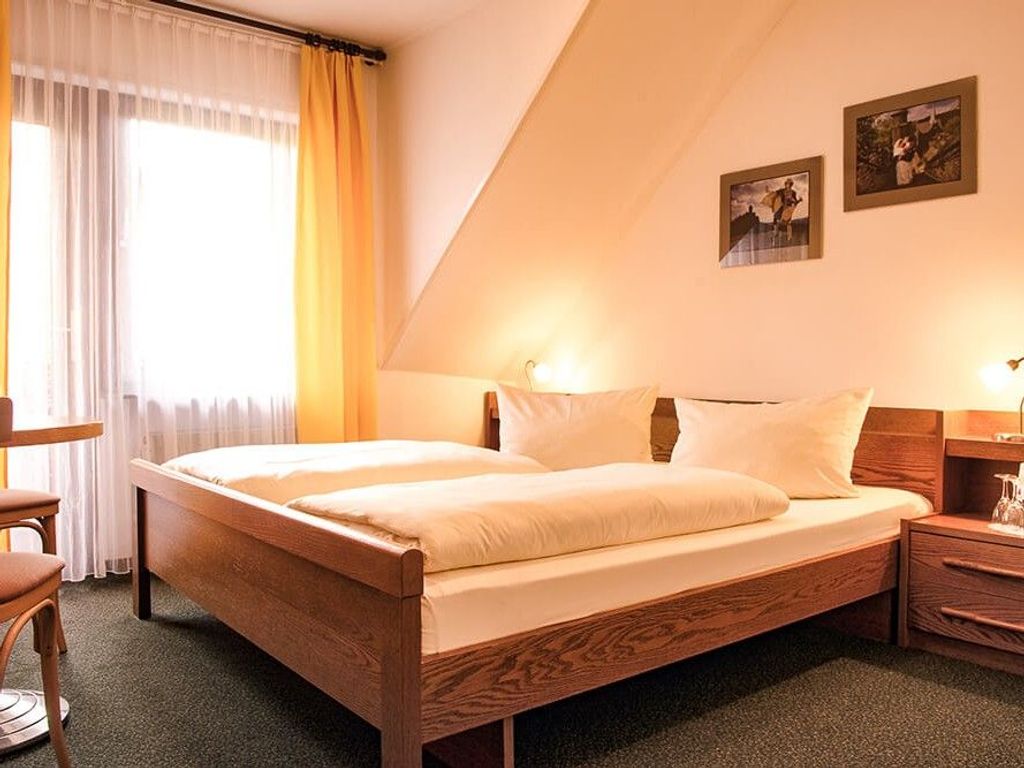 Doppelzimmer mit Balkon