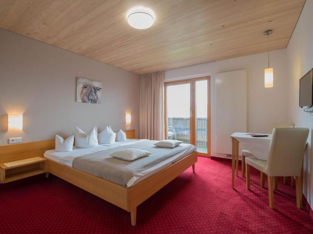 Doppelzimmer, mit Balkon