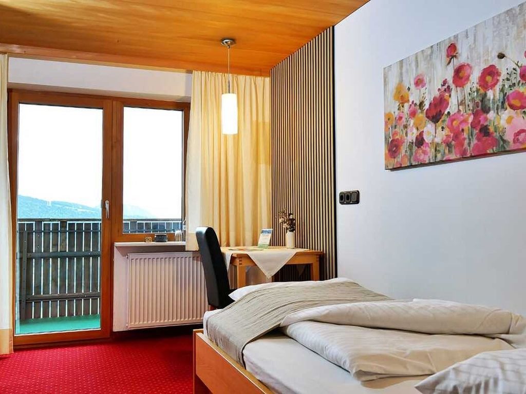 Einzelzimmer, mit Balkon