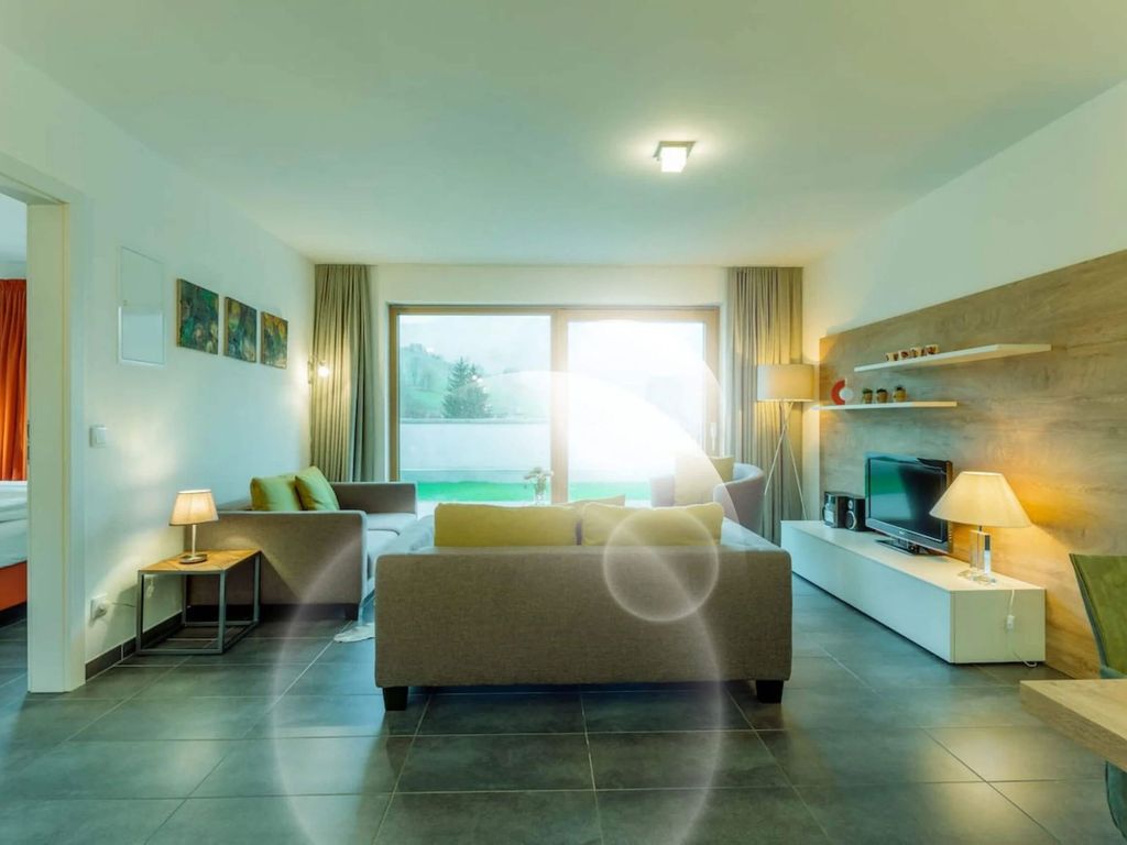 Apartment 01