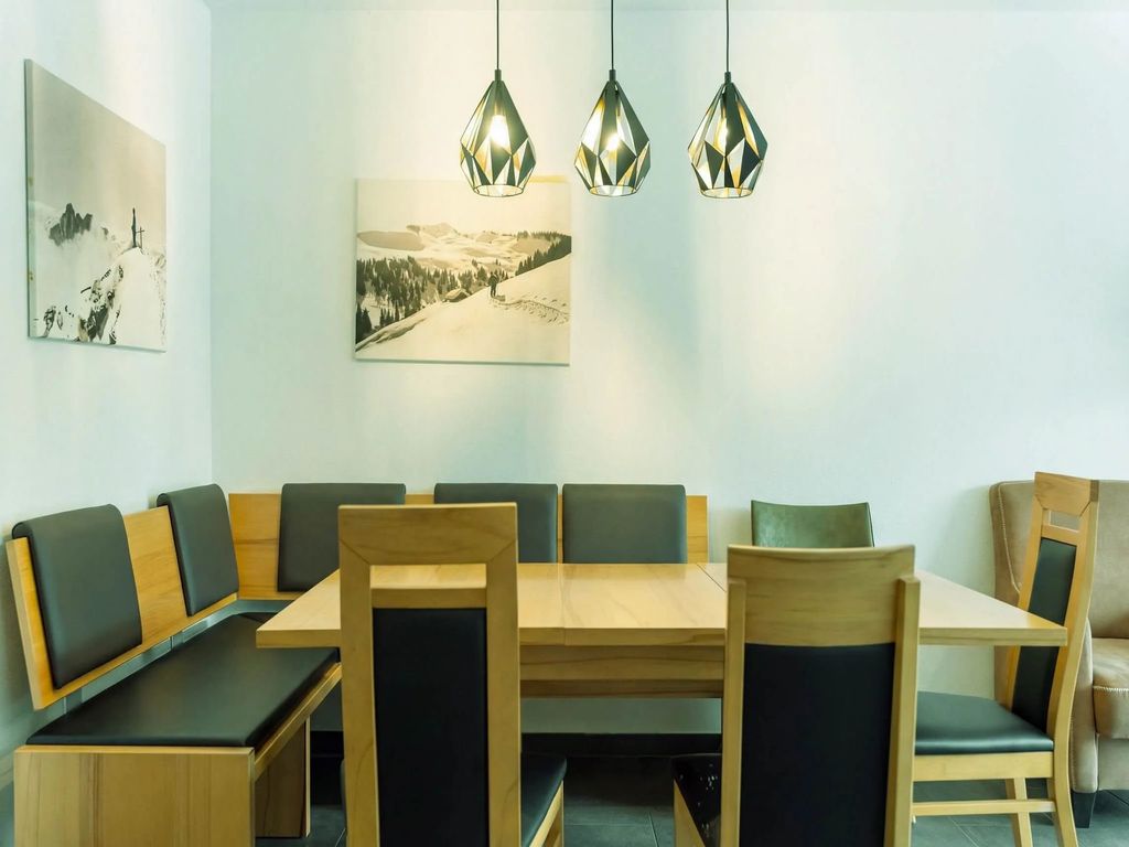 Apartment 04