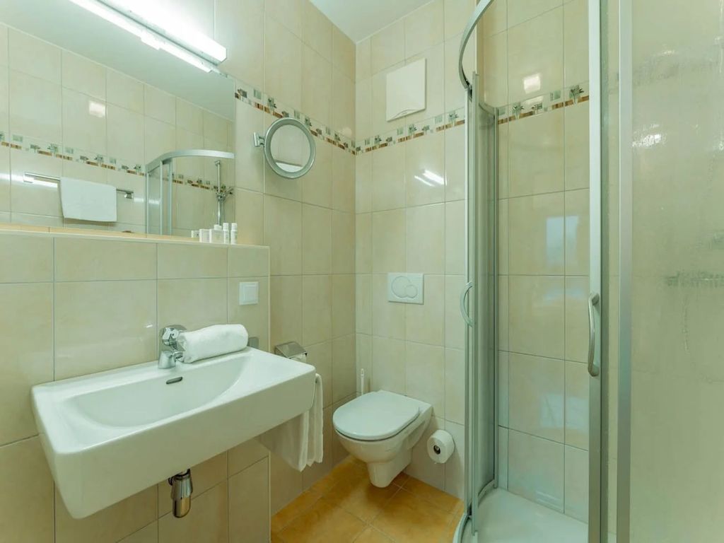 Apartment 02