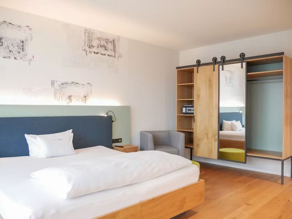 Deluxe-Doppelzimmer Vertrieb mit Balkon