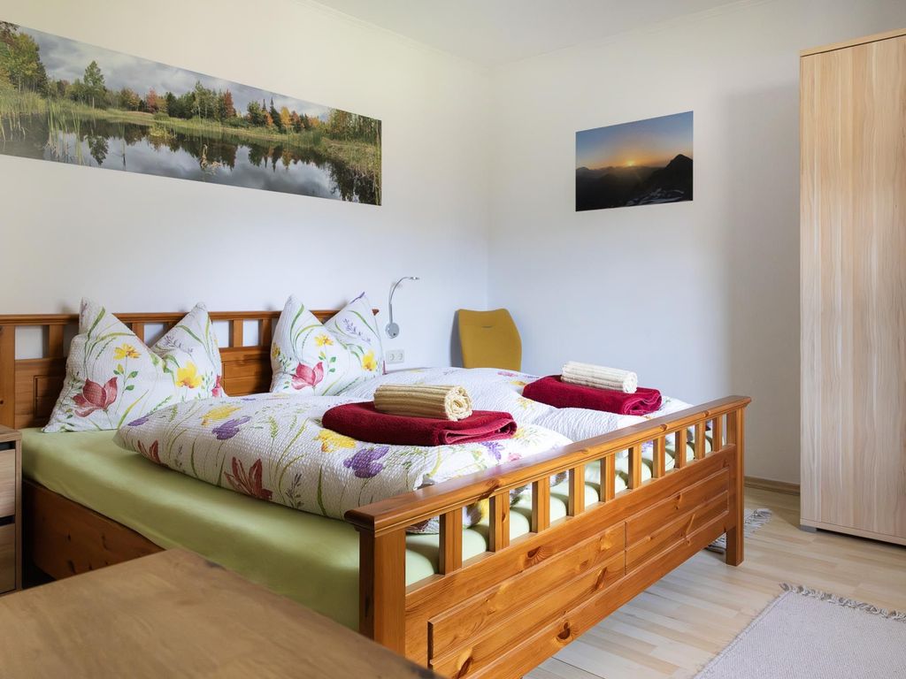 Großes Schlafzimmer