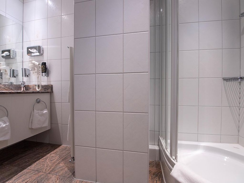 Badzimmer kleines Doppelzimmer