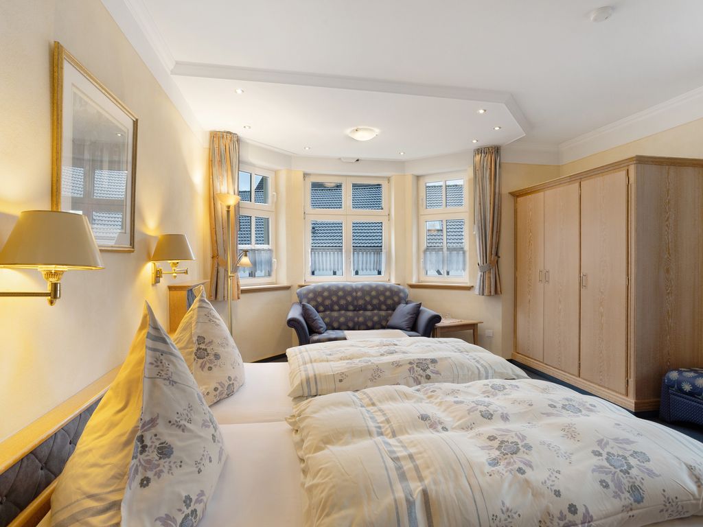 BEDROOM, INSIDE