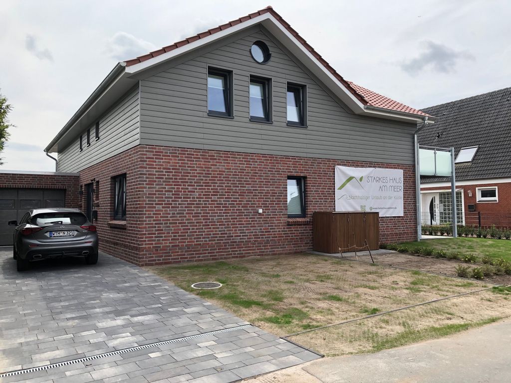 Ansicht Haus Auffahrt