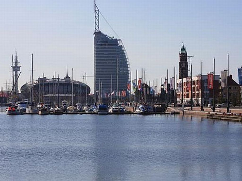 Hafenbereich mit Marina