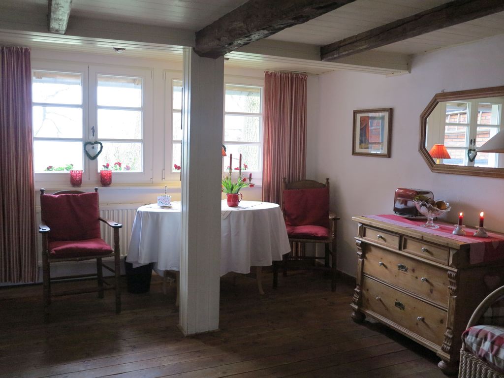 Der Essbereich im Appartement Im Alten Backhaus