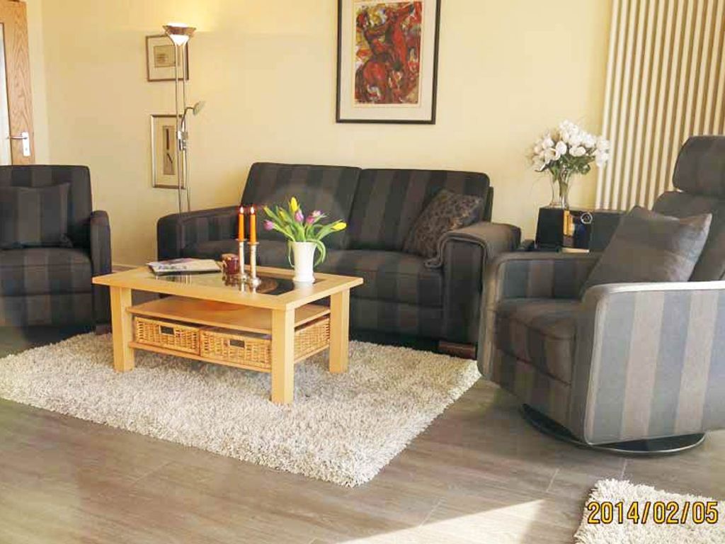 Wohnzimmer mit Seeblick, NEU Februar 2015
