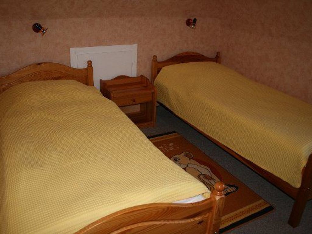 2. Schlafzimmer