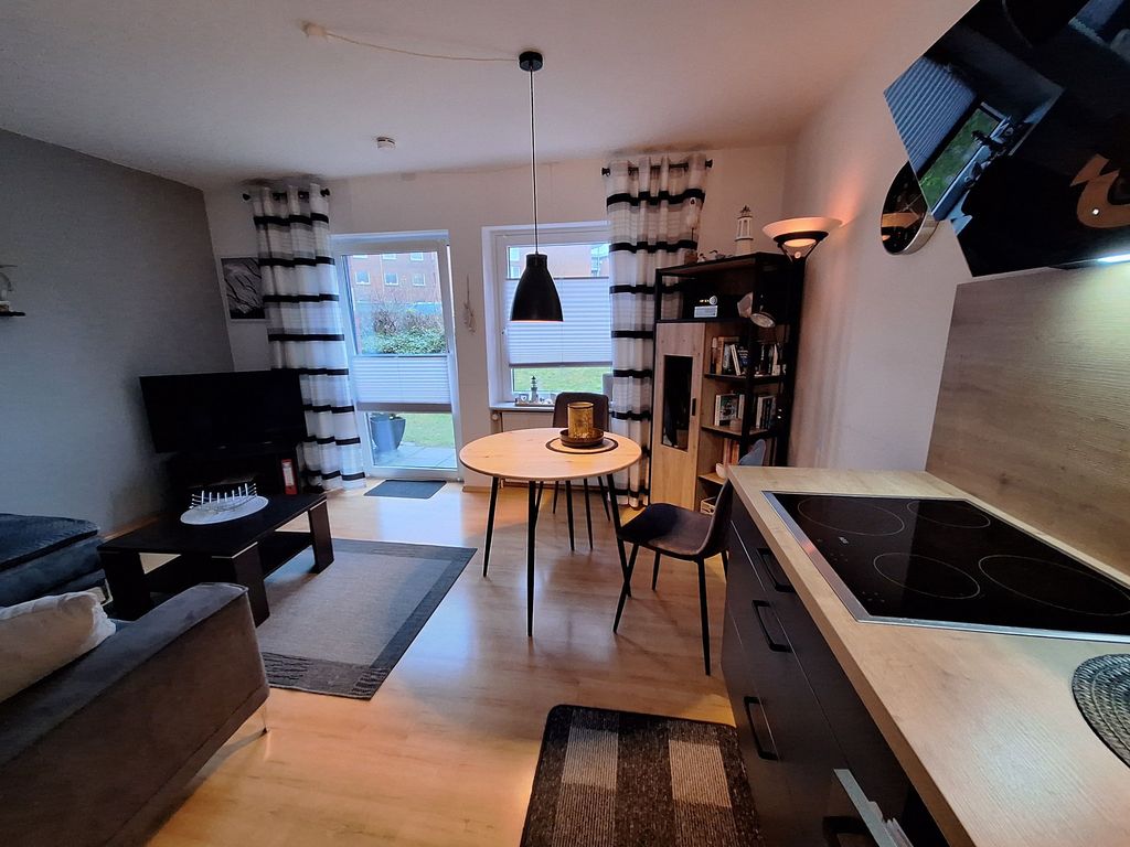 Wohnraum mit Küchenzeile