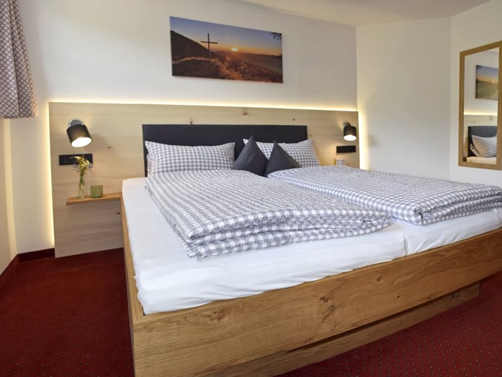 Elternschlafzimmer Abendsonne