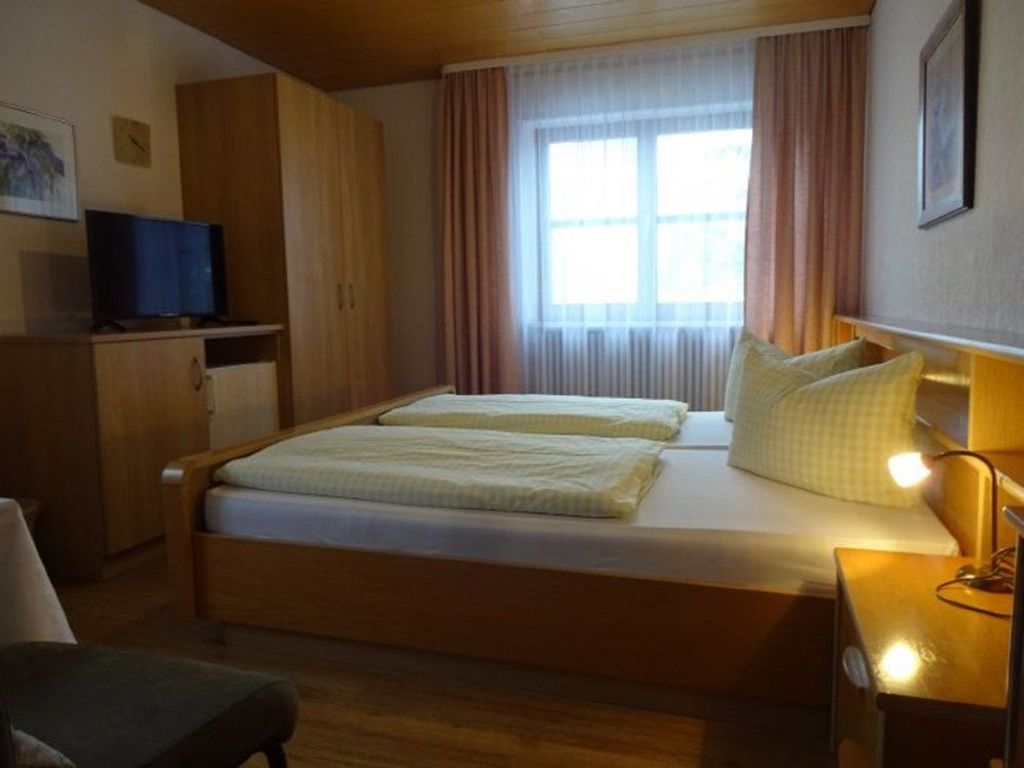 doppelzimmerbett465489