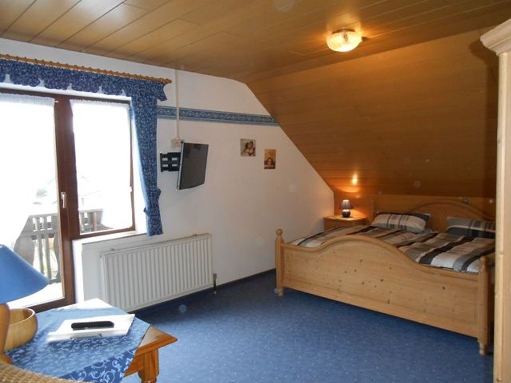 Doppelzimmer mit Balkon