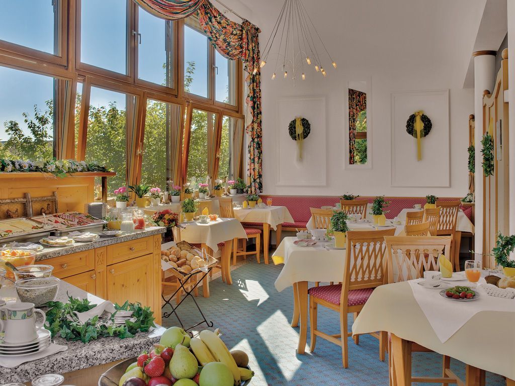 Beginnen Sie Ihren Urlaubstag mit einem außergewöhnlichen Frühstück, das keine Wünsche offen lässt.