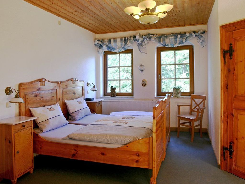 Schlafzimmer in der Ferienwohnung BÃ¤renhÃ¶hle